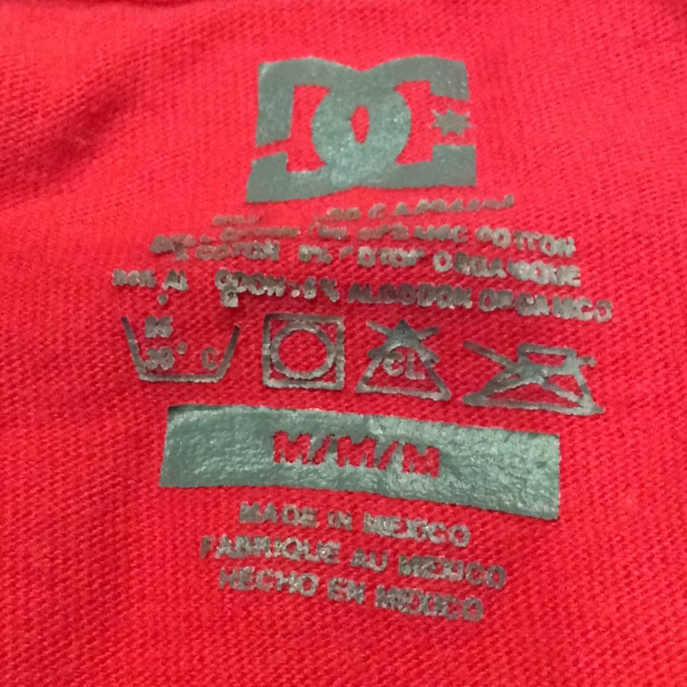 DC* TShirt Size M - Picture 3 of 4